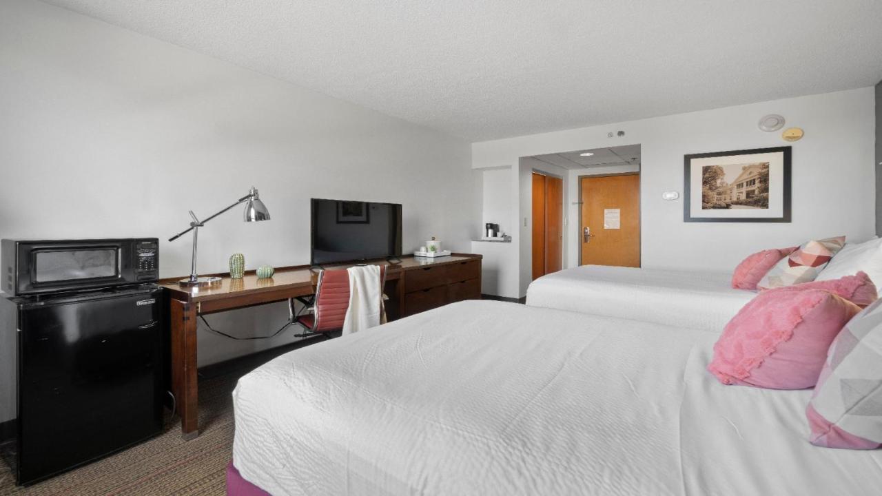 315 Loso Hotel Airport Charlotte Exterior photo